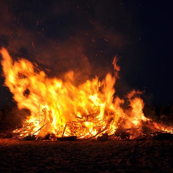 Halloween und Herbstfeuer in Criewen