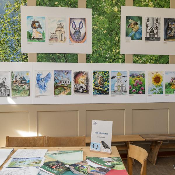 Ausstellung Geheimnisvolle Wächter des Nachthimmels: Kinderzeichnungen aus dem UNESCO-Welterbe in der Ukraine